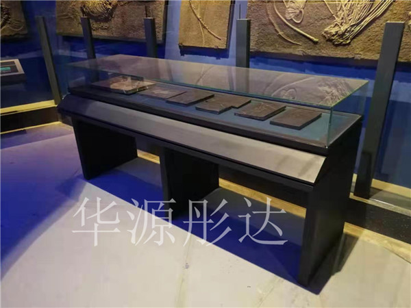 博物馆书画展柜用冷光还是暖光(图1) 博物馆书画展柜用冷光还是暖光(图1)