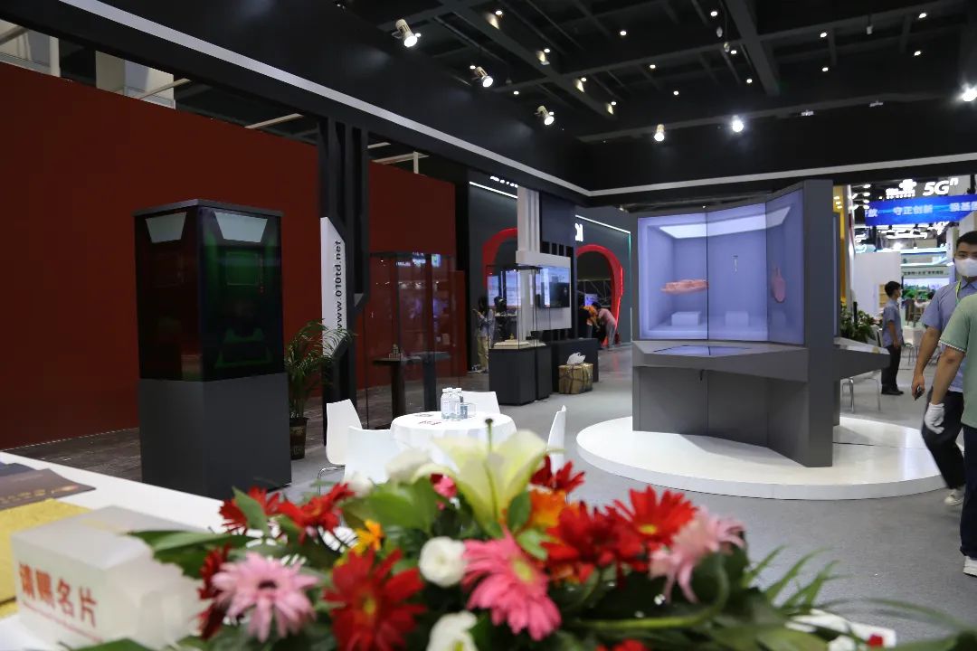 数字结合展柜 | 文物裸眼3D展示平台荣获十佳文博技术产品及服务优秀奖!(图6) 数字结合展柜 | 文物裸眼3D展示平台荣获十佳文博技术产品及服务优秀奖!(图6)